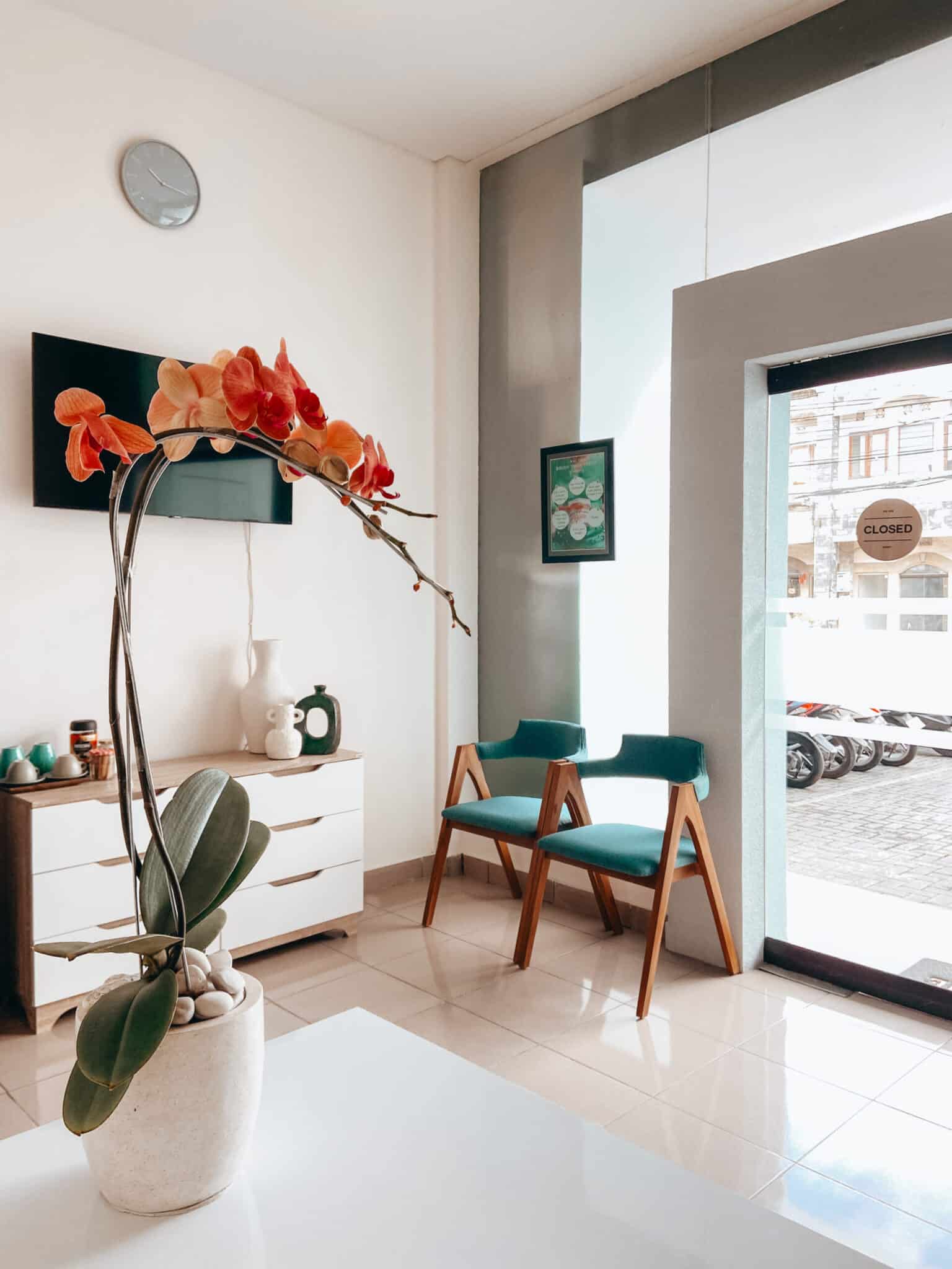 Best Dentist in Bali | About Kalm Dental Care